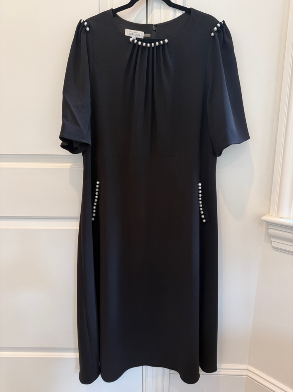 Rickie Freeman for Teri Jon Black Stretch Crepe Pearl Trim Dress Size 22